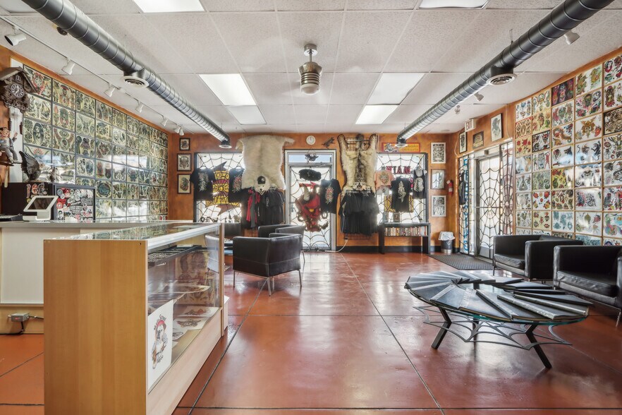 More Photos Of 443 W Main St, Mesa Storefront Retail Office For Sale