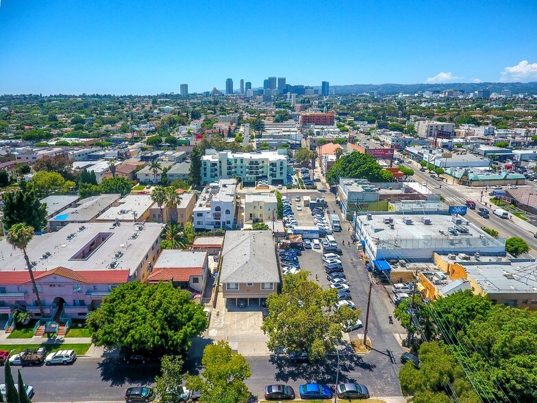 More Photos Of 1421 S Shenandoah St, Los Angeles Apartments For Sale