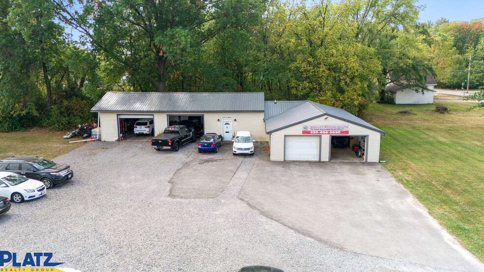 Primary Photo Of 523 E Western Reserve Rd, Poland Auto Dealership For Sale