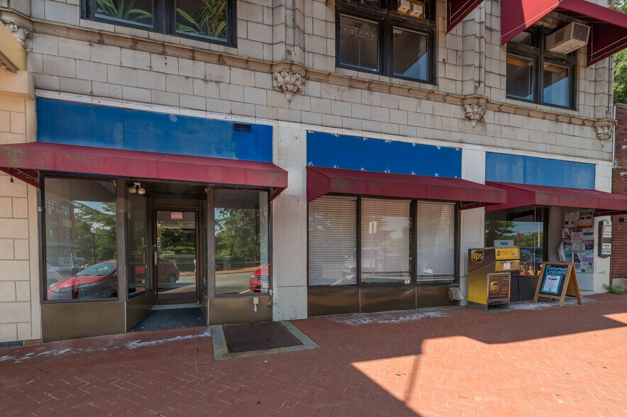 More Photos Of 151-155 Maplewood Ave, Maplewood Storefront Retail Office For Lease