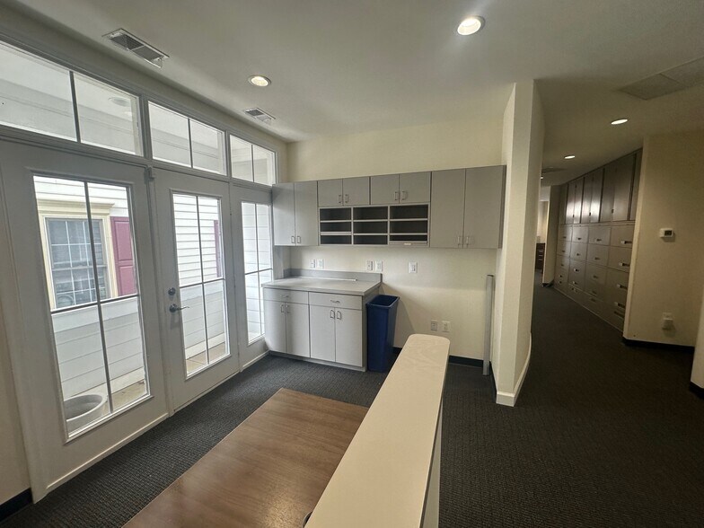 More Photos Of 333 Main St, Gaithersburg Office For Lease