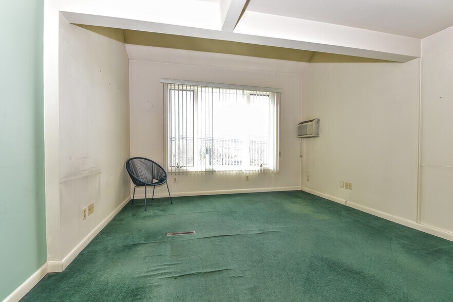 More Photos Of 276 State Rt.94, Vernon Medical For Lease