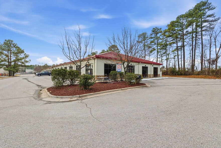 More Photos Of 3201 Northside Dr, Raleigh Light Distribution For Lease