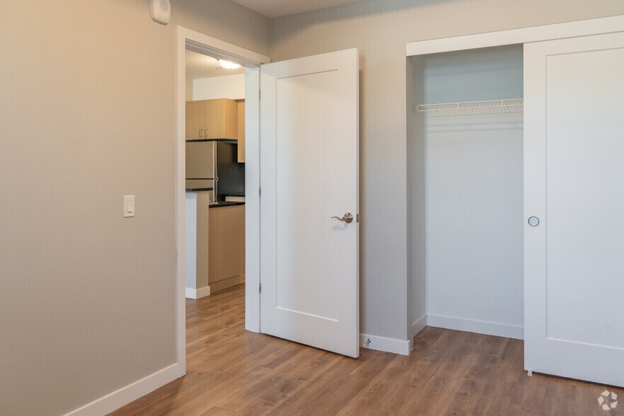 More Photos Of 1415 SE Pardee St, Portland Apartments For Sale