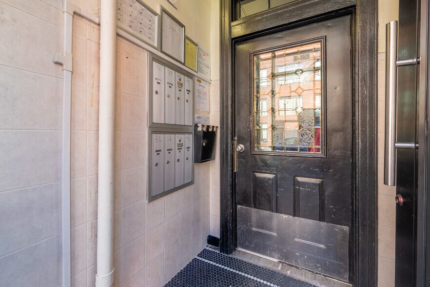 More Photos Of 5-16 47th Rd, Long Island City Apartments For Sale
