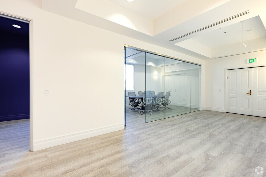 More Photos Of 9150 Wilshire Blvd, Beverly Hills Medical For Sale