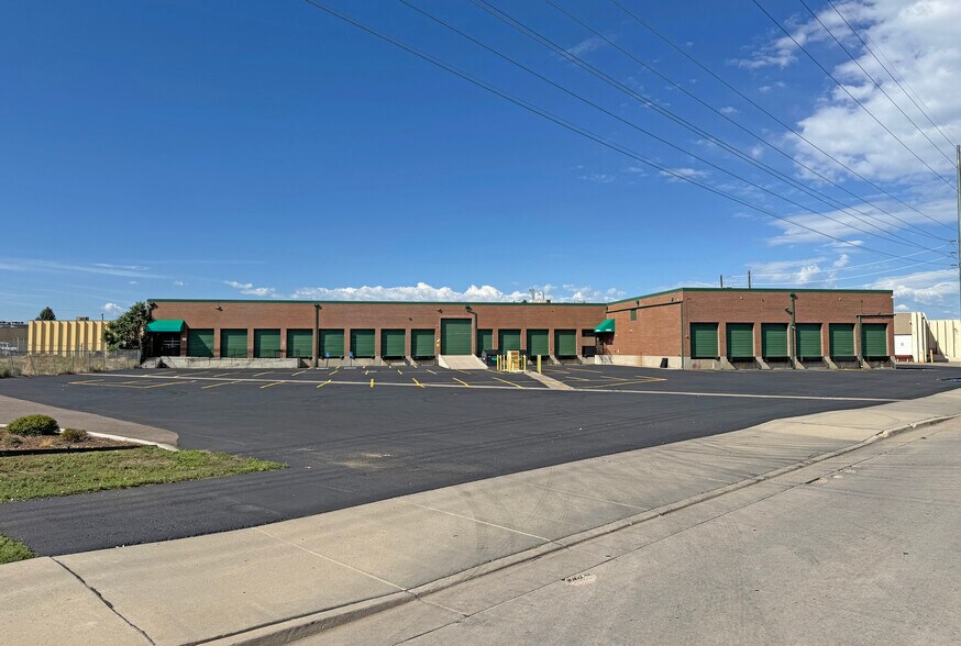 Primary Photo Of 4902 E Smith Rd, Denver Warehouse For Sale