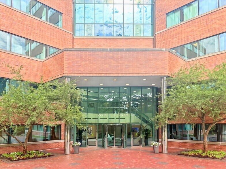 More Photos Of 35 Village Rd, Middleton Coworking Space