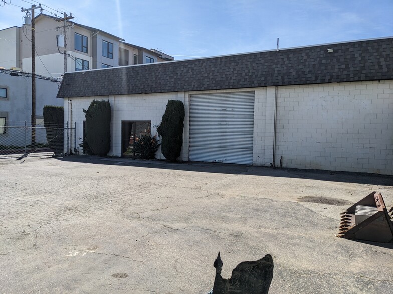 More Photos Of 1260 Elmer St, Belmont Warehouse For Lease