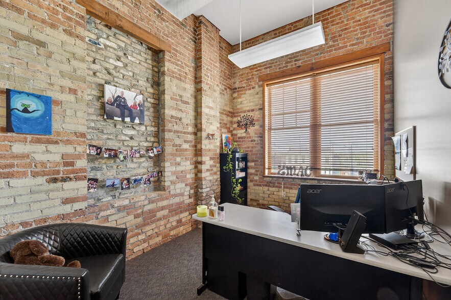 More Photos Of 510 College Ave, Racine Storefront Retail Office For Sale