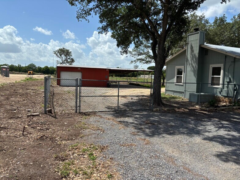 More Photos Of 4510 FM 1102, New Braunfels Office For Lease