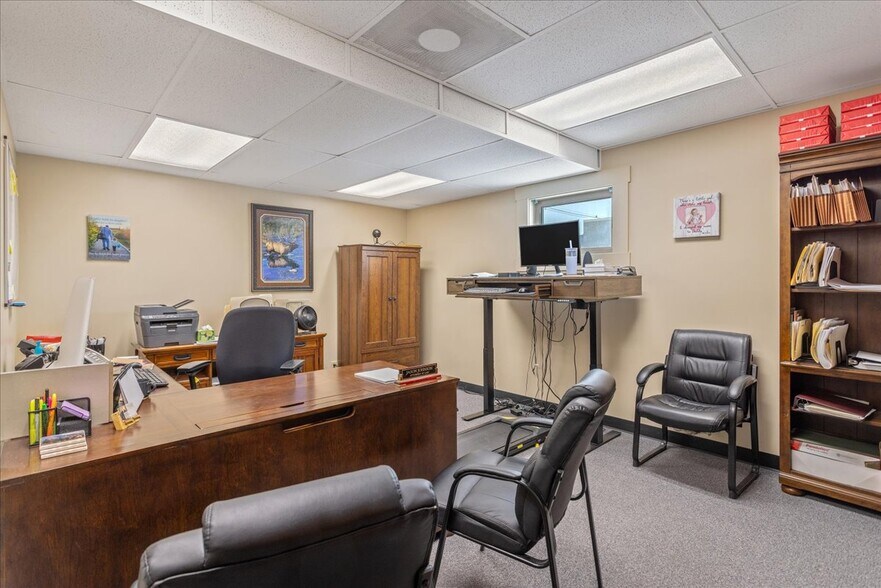 More Photos Of 1803-1807 Capitol Ave, Cheyenne Office For Sale