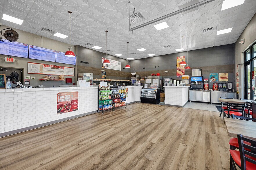 More Photos Of 3662 Trask Pky, Beaufort General Retail For Sale