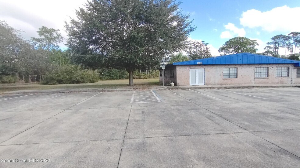 More Photos Of 3239 Hwy 1 N, Mims Office For Lease