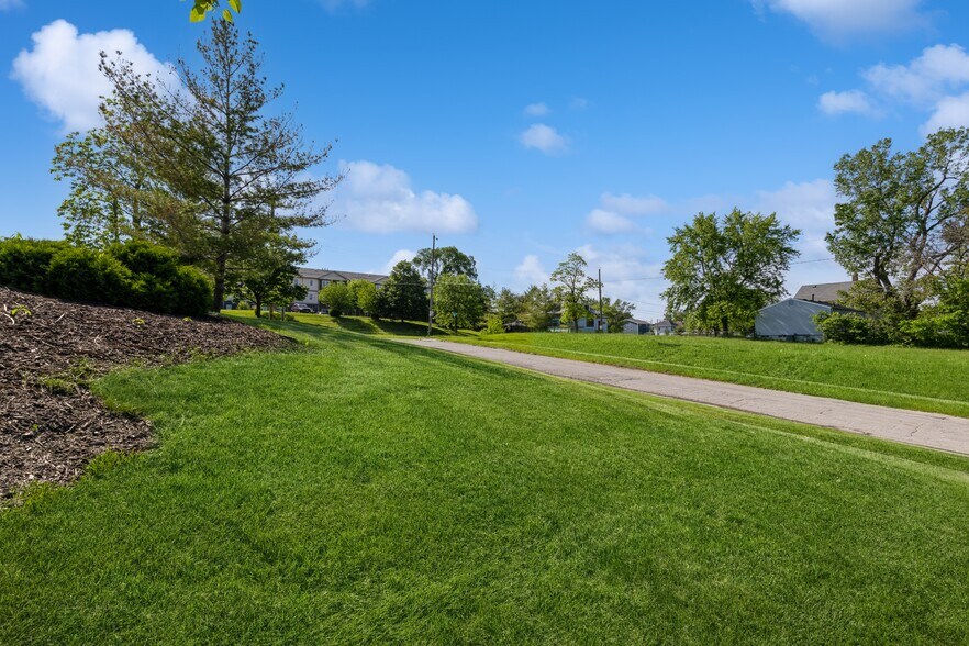 More Photos Of 1203 & 1221 4th Street, Des Moines Land For Sale