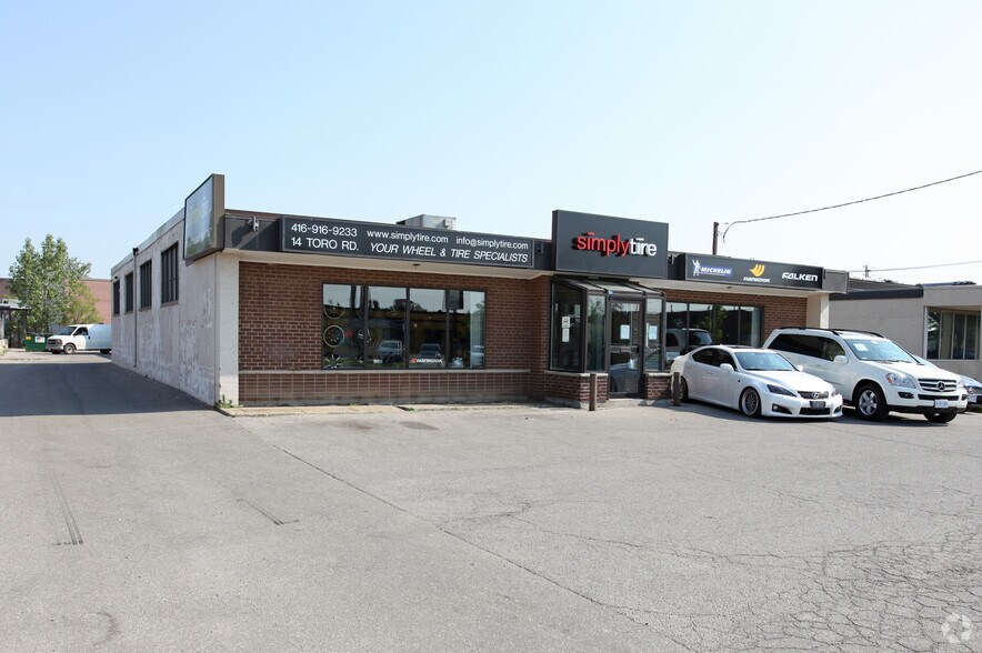 More Photos Of 14 Toro Rd, Toronto Warehouse For Sale