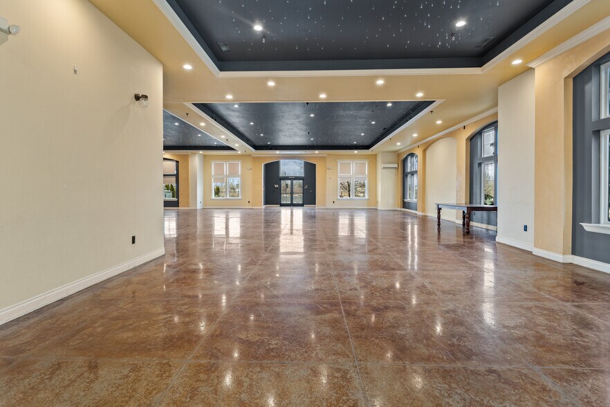 More Photos Of 7998 Vialago Pkwy, Zillah Specialty For Sale