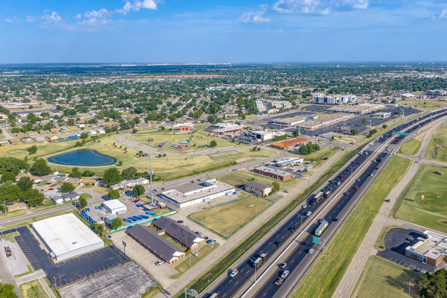 More Photos Of 301 S I-35 Ser Rd, Moore Land For Sale