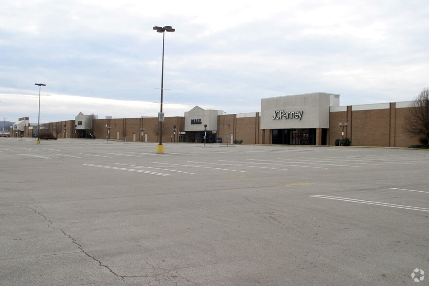 Primary Photo Of 400 Dubois Rd, Cookeville Unknown For Lease