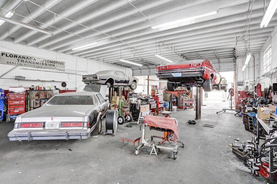 More Photos Of 1040 NE 44th St, Oakland Park Auto Repair For Sale