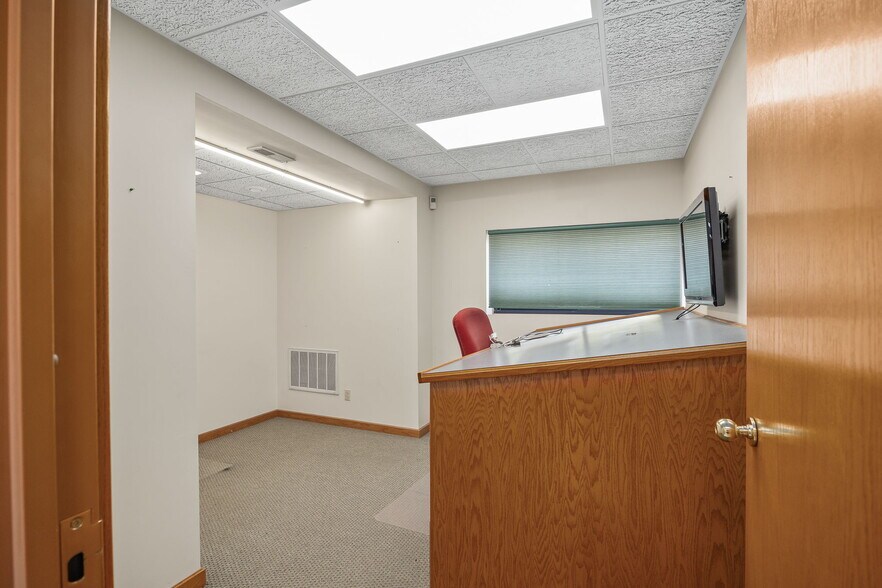 More Photos Of 5214 Lake Ave, Saint Joseph Industrial For Sale