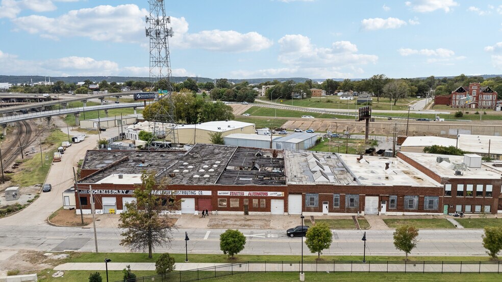 Primary Photo Of 10-28 N Guthrie Ave, Tulsa Manufacturing For Sale