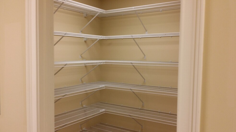 More Photos Of 3855 Shallowford Rd, Marietta Medical For Sale