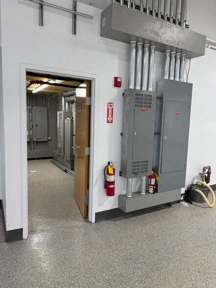 More Photos Of 450 W River St, Orange Light Distribution For Sale