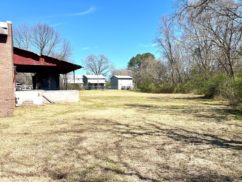 More Photos Of 503 N Duke St, LaFayette Industrial For Sale