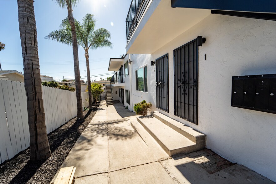 More Photos Of 4062 49th St, San Diego Apartments For Sale