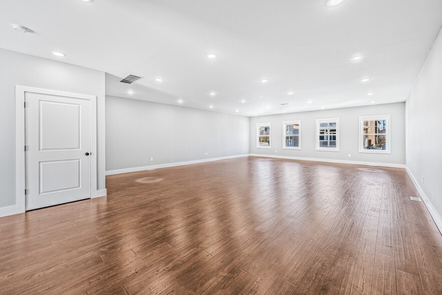 More Photos Of 24 S Washington Ave, Margate City Medical For Sale