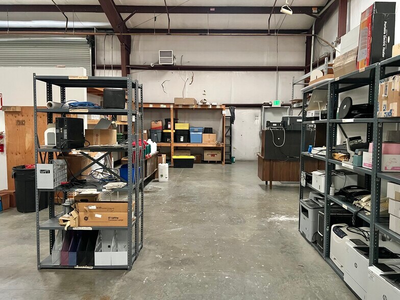 More Photos Of 2482 Progress Dr, Redding Manufacturing For Sale