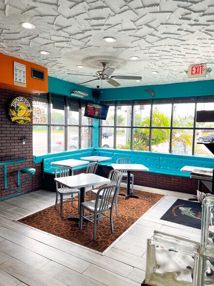 More Photos Of 5601 Pembroke Rd, Hollywood Restaurant For Sale