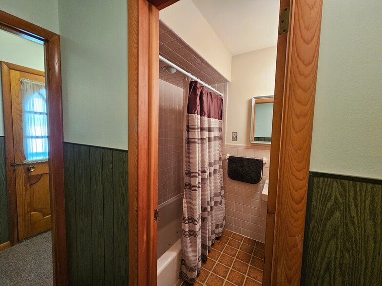 More Photos Of 5000 Fergus Rd, Saint Charles Religious Facility For Sale