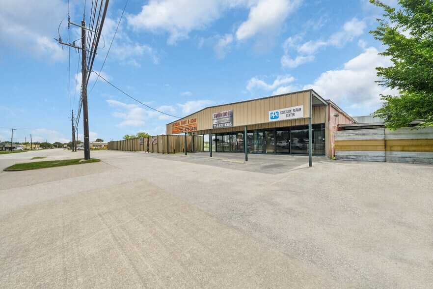 More Photos Of 1603 Shaver St, Pasadena Warehouse For Lease