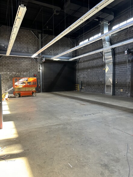 More Photos Of 14 Morris Ave, Mountain Lakes Flex For Sale