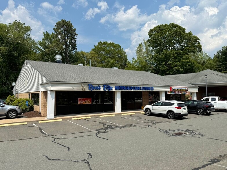 Primary Photo Of 210 W Main St, Avon Freestanding For Lease