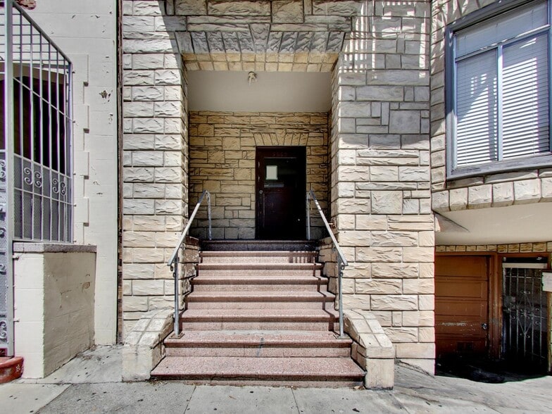 More Photos Of 3660 20th St, San Francisco Apartments For Sale