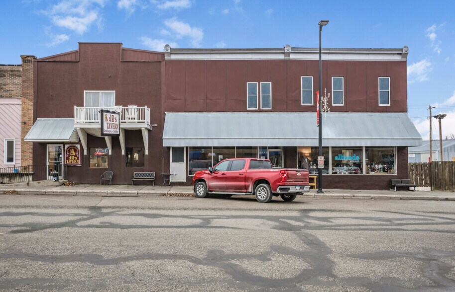 More Photos Of 104-112 Main St, Wanamingo General Retail For Sale