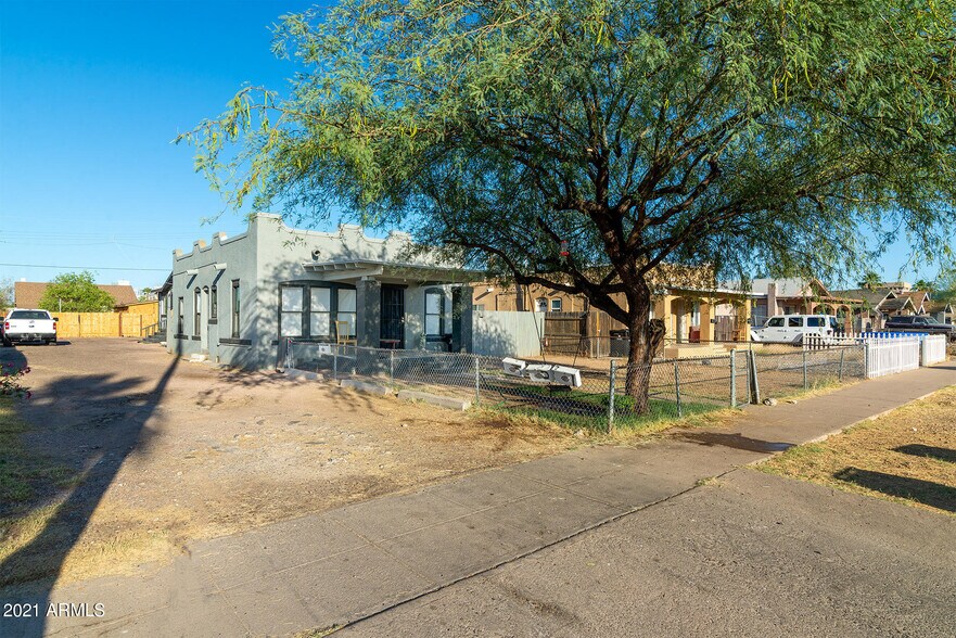 Primary Photo Of 417 N 18th Ave, Phoenix Apartments For Sale