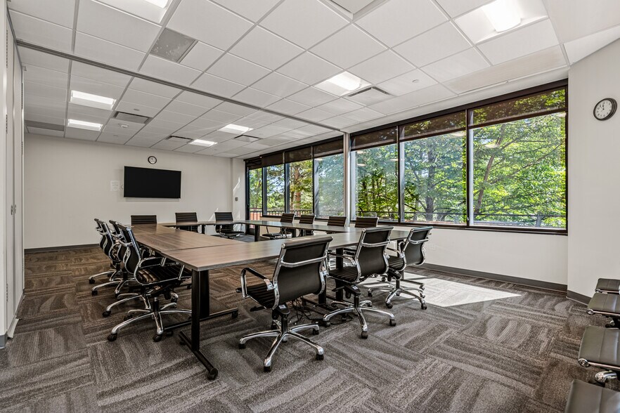 More Photos Of 5655 S Yosemite St, Greenwood Village Office For Lease