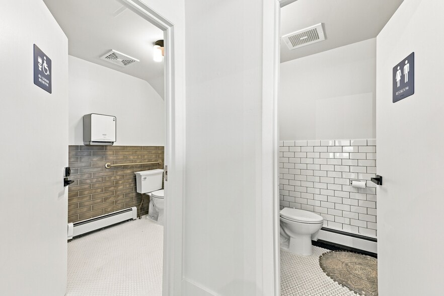 More Photos Of 4995 N Lowell Blvd, Denver Storefront Retail Office For Sale