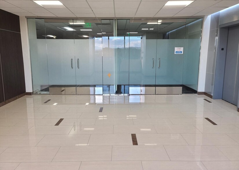 More Photos Of 3610 Central Ave, Riverside Coworking Space