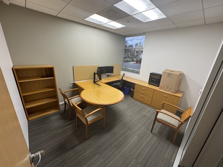 More Photos Of 59 Peters Canyon Rd, Irvine Research And Development For Sale