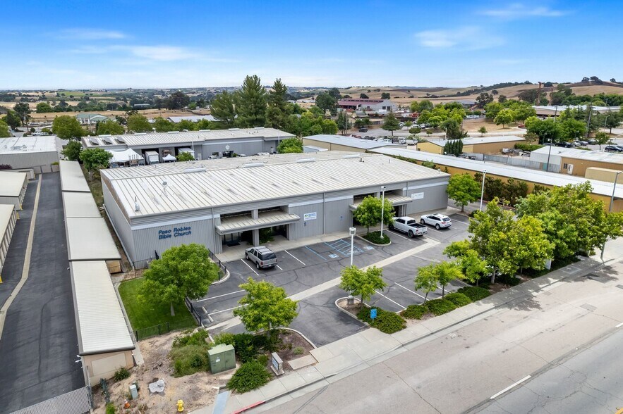 More Photos Of 2200 Golden Hill Rd, Paso Robles Warehouse For Sale