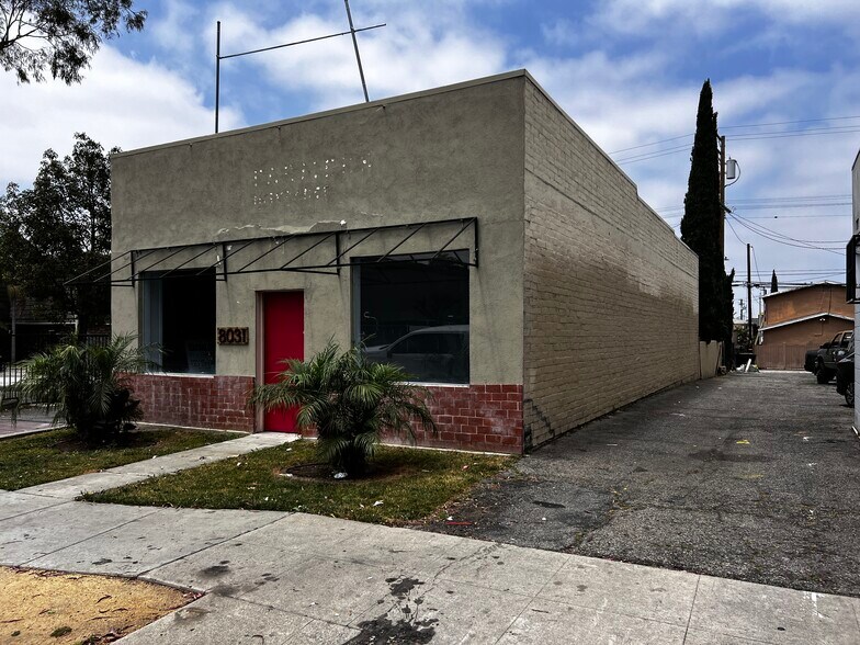More Photos Of 8031 Greenleaf Ave, Whittier Freestanding For Lease