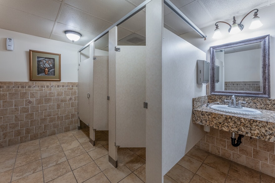 More Photos Of 7801 Mission Center Ct, San Diego Medical For Lease