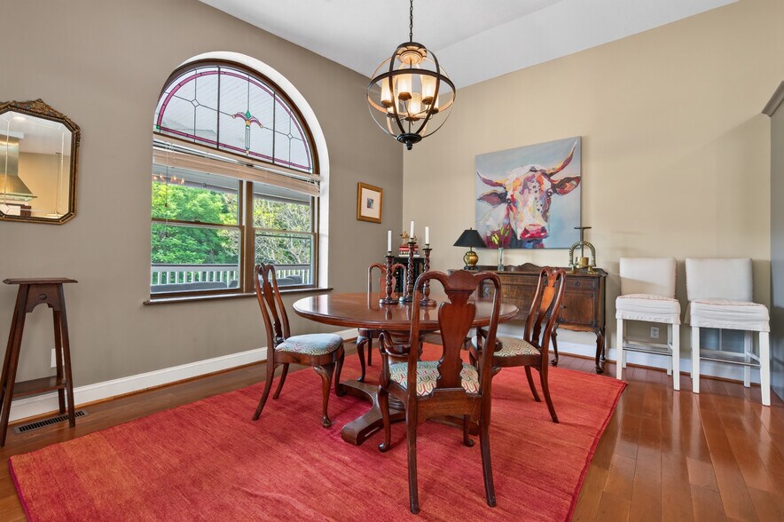 More Photos Of 1661 Turner Spur Rd, Fancy Gap Healthcare For Sale