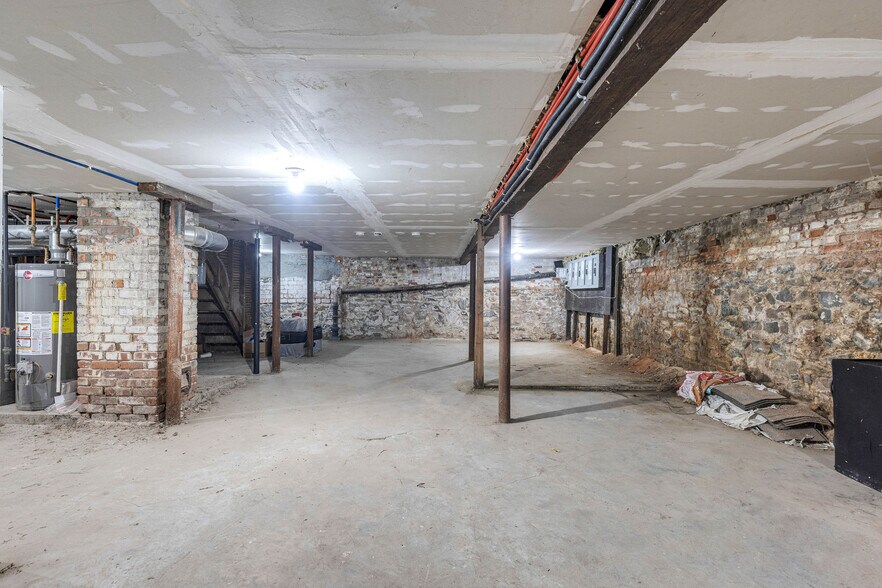 More Photos Of 467 Columbus Ave, New Haven Apartments For Sale