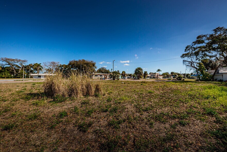 More Photos Of 1208 N Fort Harrison Ave, Clearwater Land For Sale